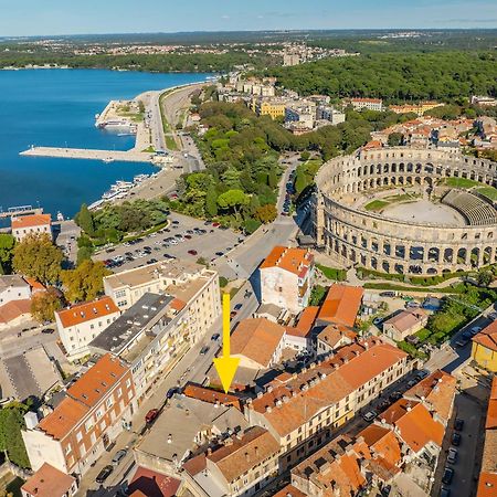 D&A Amphitheatre Premium Apartments With Free Parking Пула Екстериор снимка