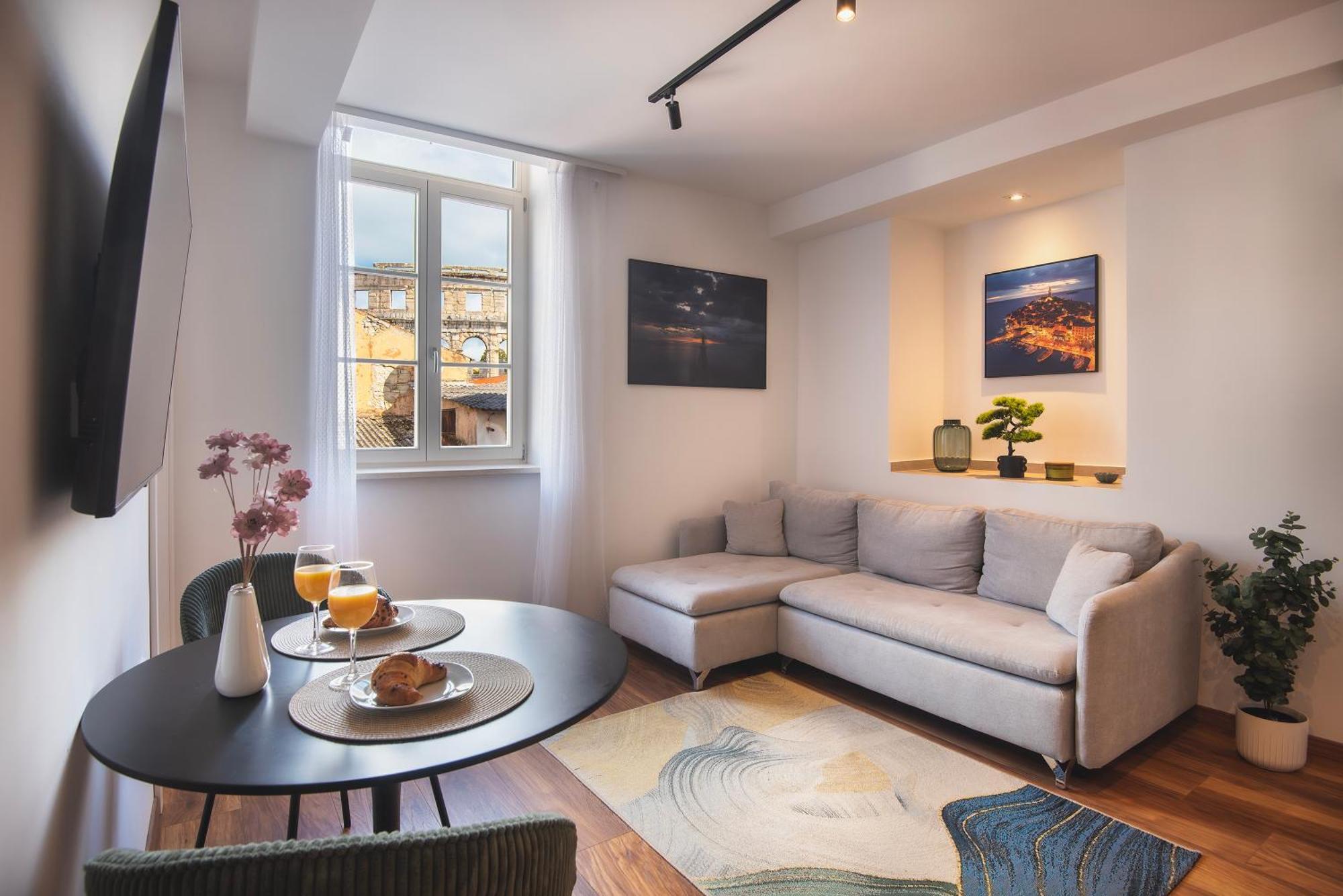 D&A Amphitheatre Premium Apartments With Free Parking Пула Екстериор снимка