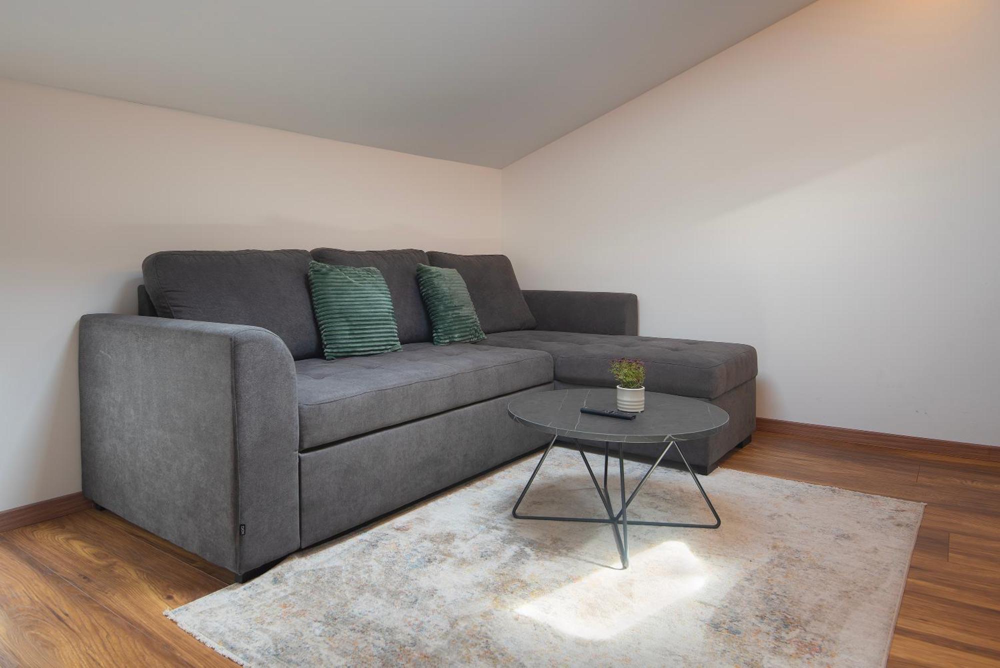 D&A Amphitheatre Premium Apartments With Free Parking Пула Екстериор снимка