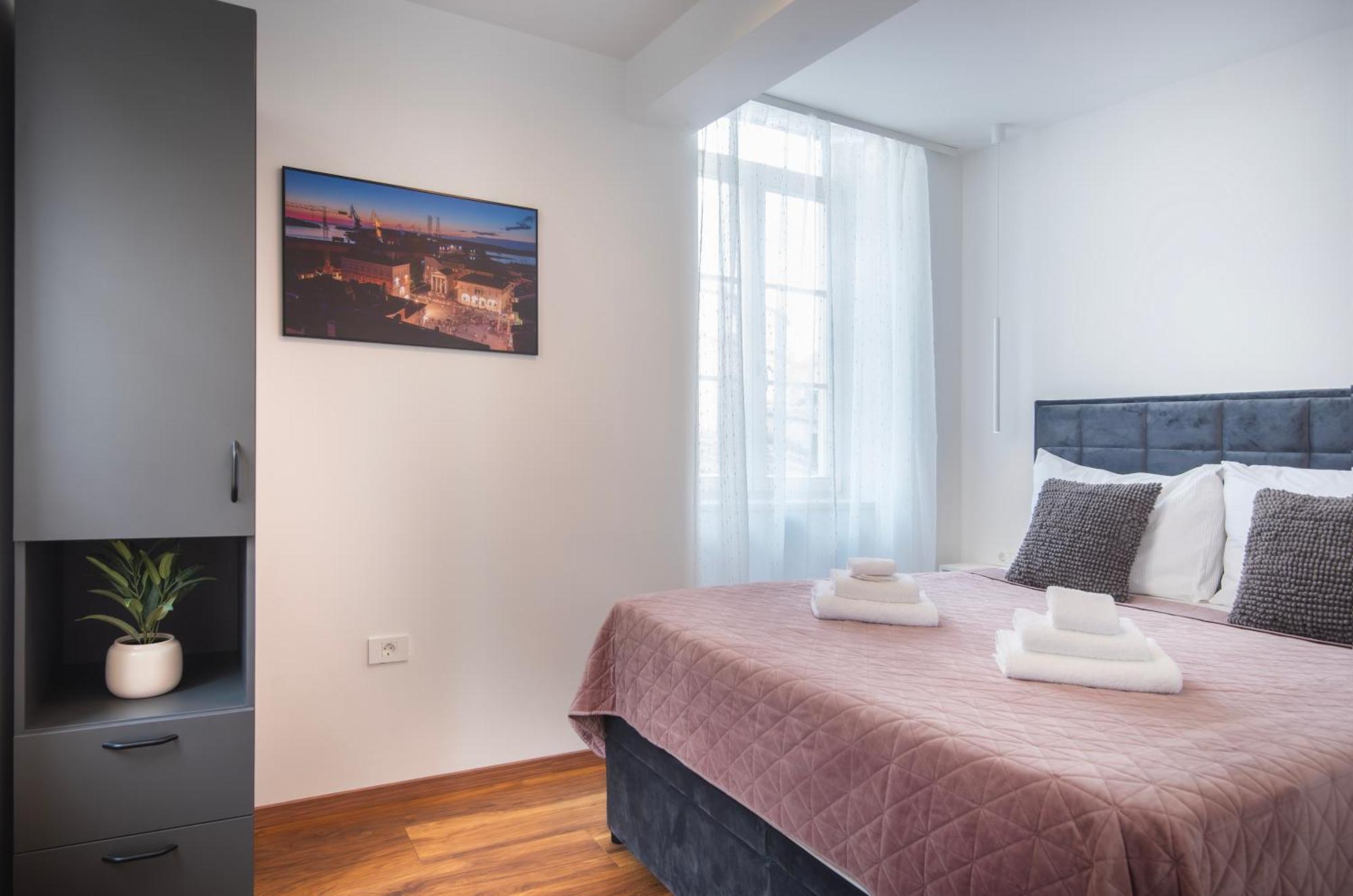 D&A Amphitheatre Premium Apartments With Free Parking Пула Екстериор снимка